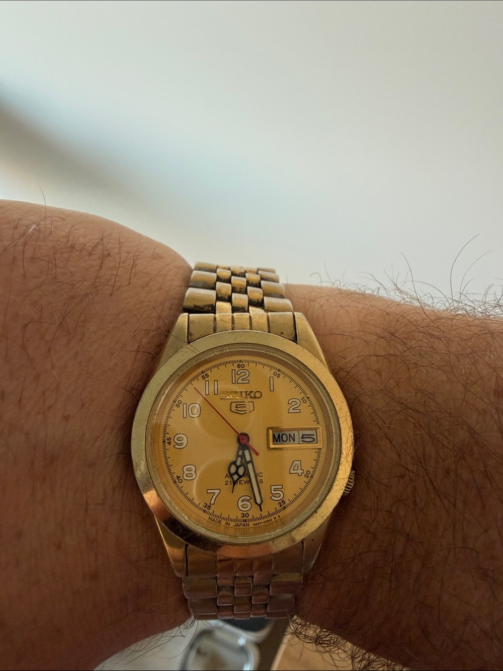 30mm Seiko Gold-Tone Men’s Watch with Yellow-Gold Dial